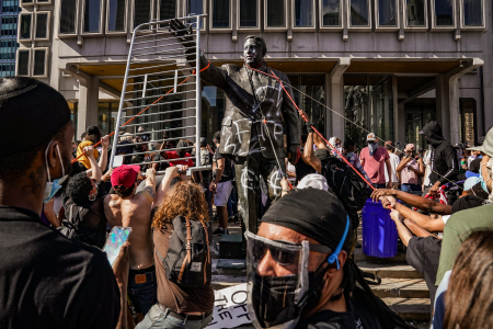 People attempt to take down the statue of former Mayor Frank Rizzo in front of the Municipal Services Building in Philadelphia, Pa. on May 30, 2020.